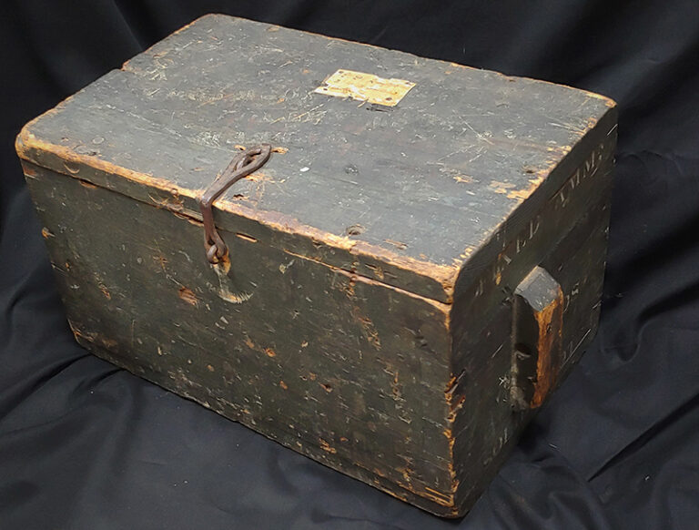 Artillery Ammo Crate Converted to Camp Chest or Desk